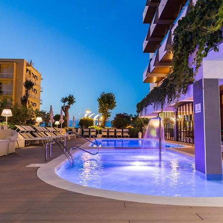 Hotel Alexander Gabicce Mare Eksteriør billede
