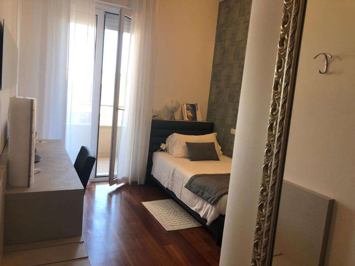 Hotel Alexander Gabicce Mare Eksteriør billede