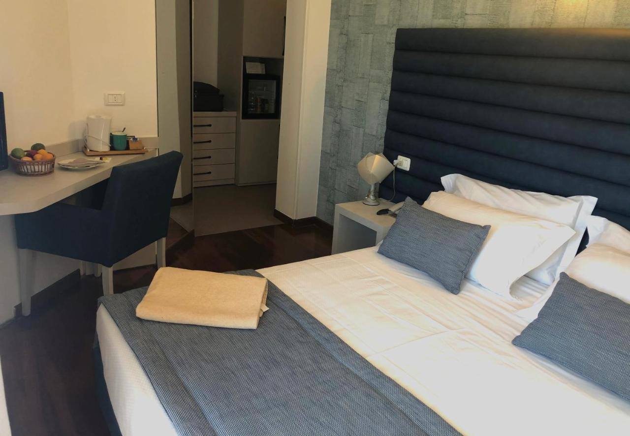 Hotel Alexander Gabicce Mare Eksteriør billede
