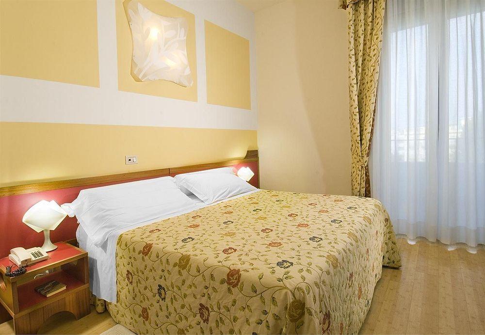 Hotel Alexander Gabicce Mare Eksteriør billede
