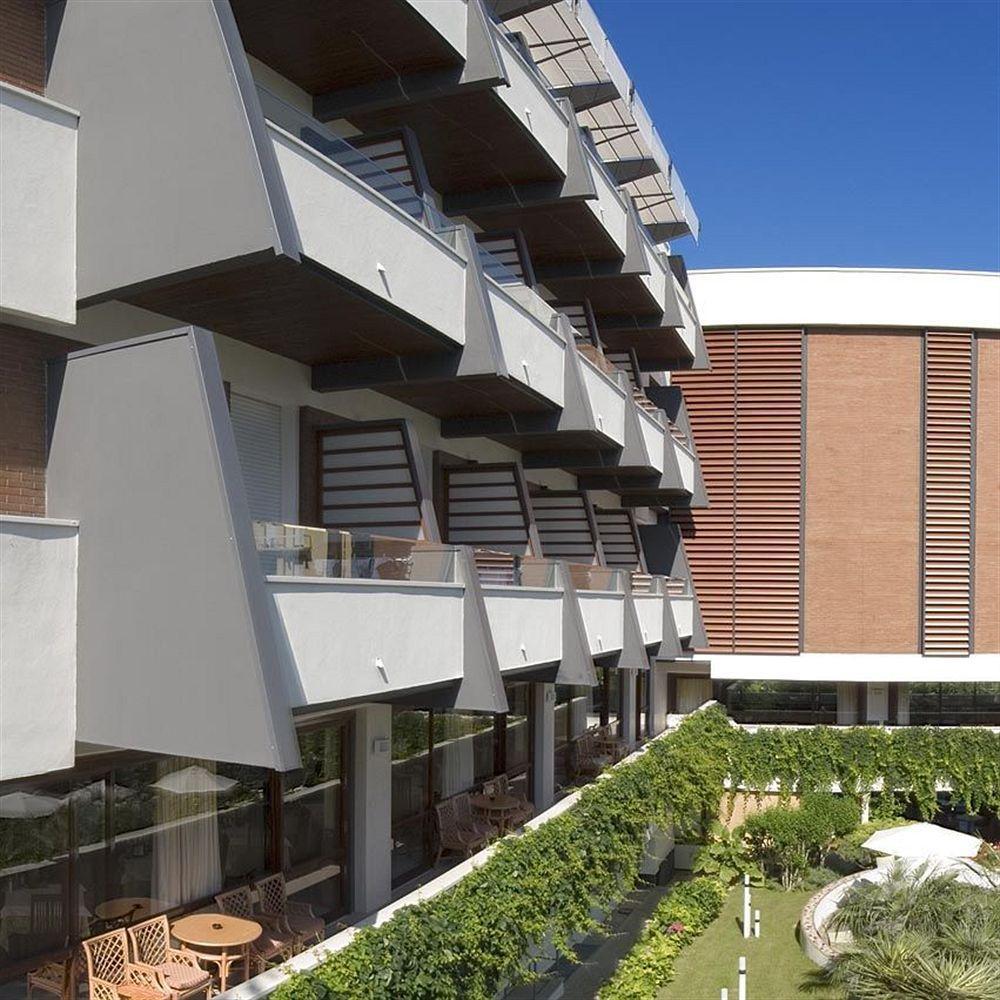 Hotel Alexander Gabicce Mare Eksteriør billede