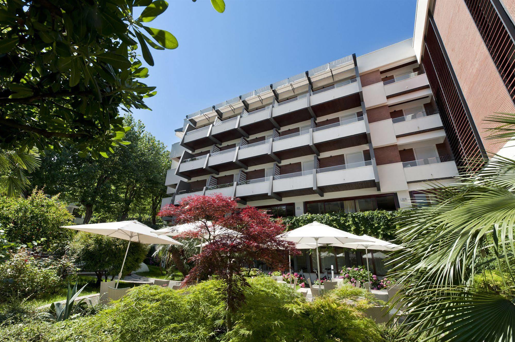 Hotel Alexander Gabicce Mare Eksteriør billede