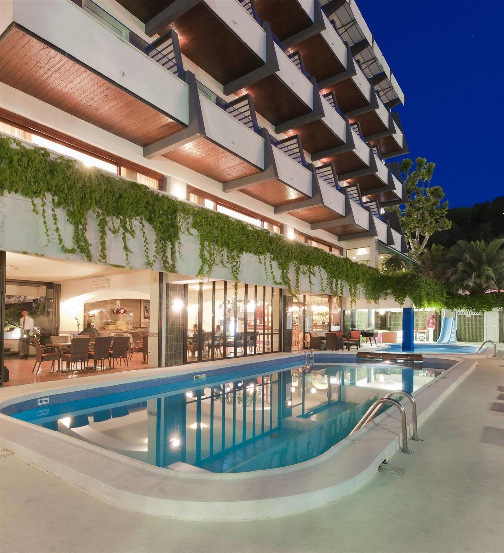 Hotel Alexander Gabicce Mare Eksteriør billede